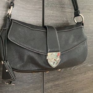 CNKW Pebbled Leather Shoulder Bag with Locking Closure Made in Canada